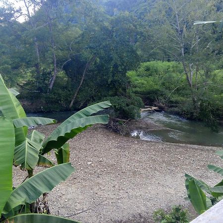 Campingsite Swimming Pool Ban Nongkham Екстер'єр фото