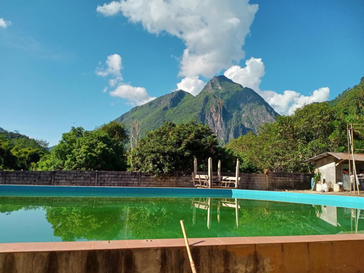 Campingsite Swimming Pool Ban Nongkham Екстер'єр фото