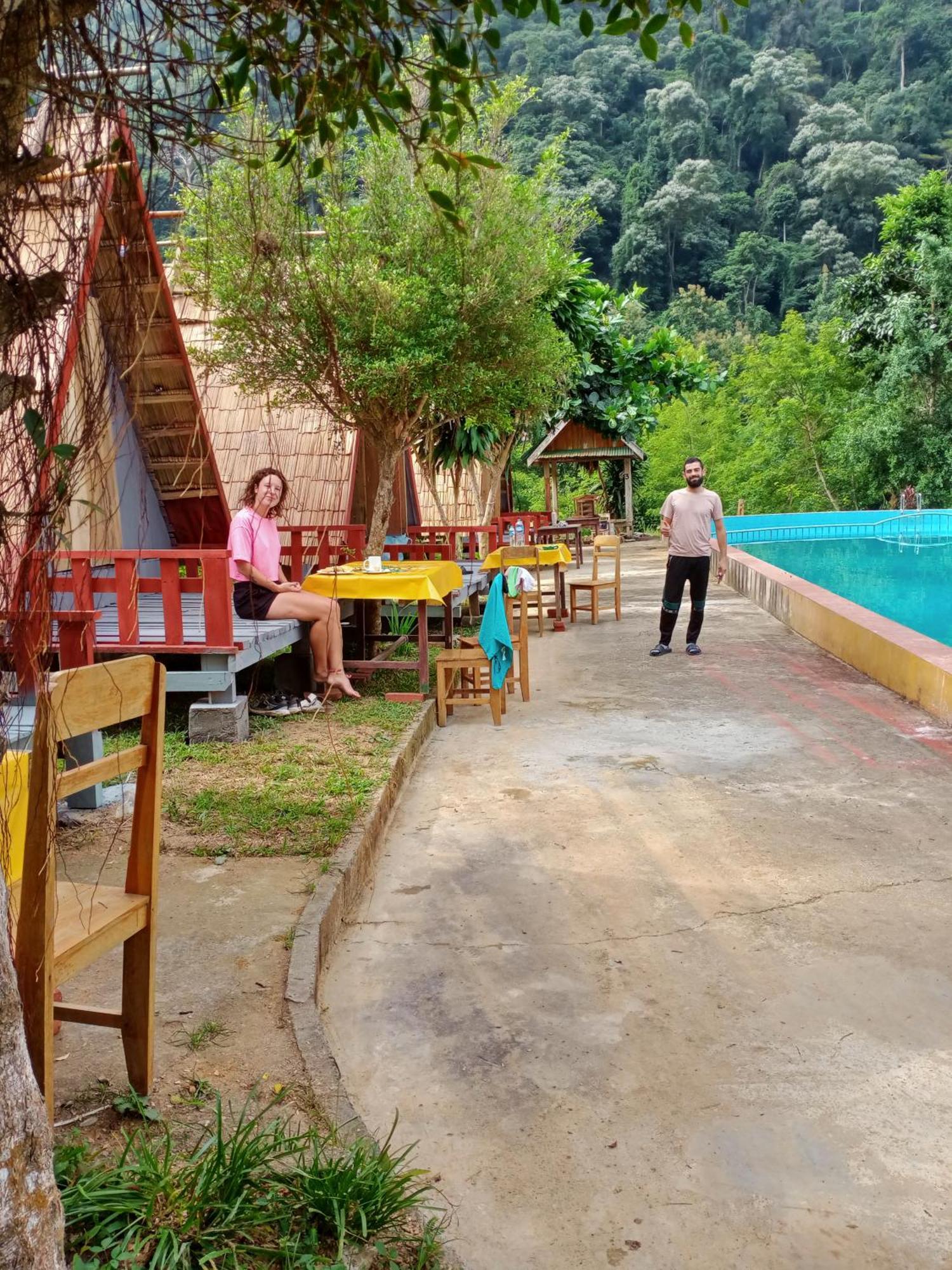 Campingsite Swimming Pool Ban Nongkham Екстер'єр фото