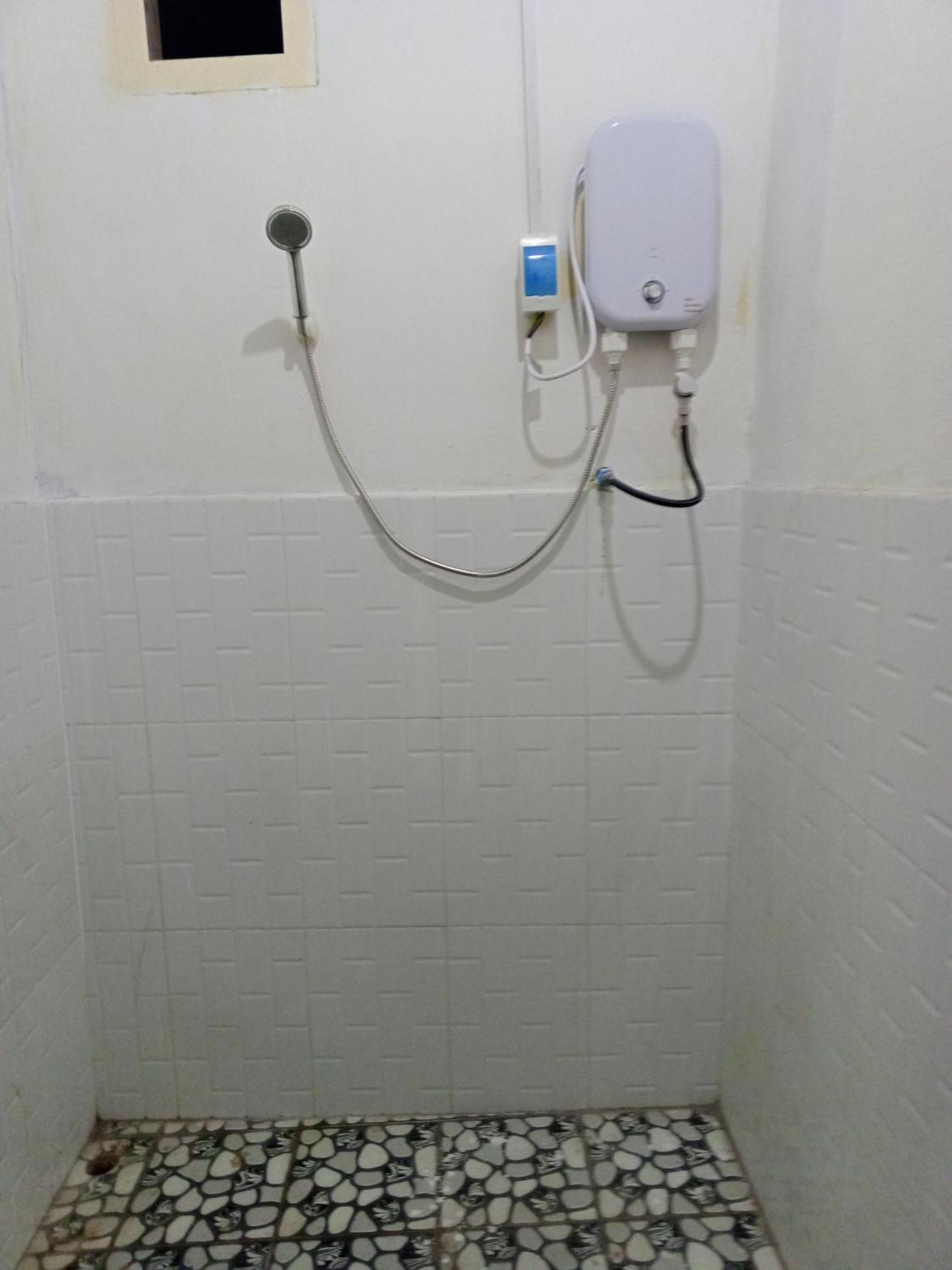 Campingsite Swimming Pool Ban Nongkham Номер фото