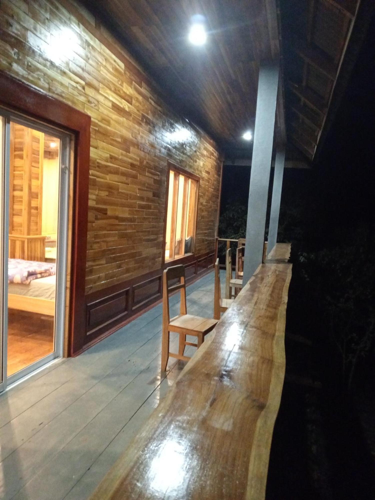 Campingsite Swimming Pool Ban Nongkham Екстер'єр фото