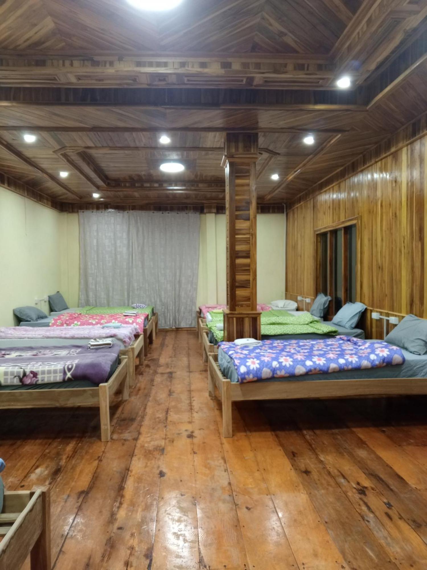 Campingsite Swimming Pool Ban Nongkham Екстер'єр фото