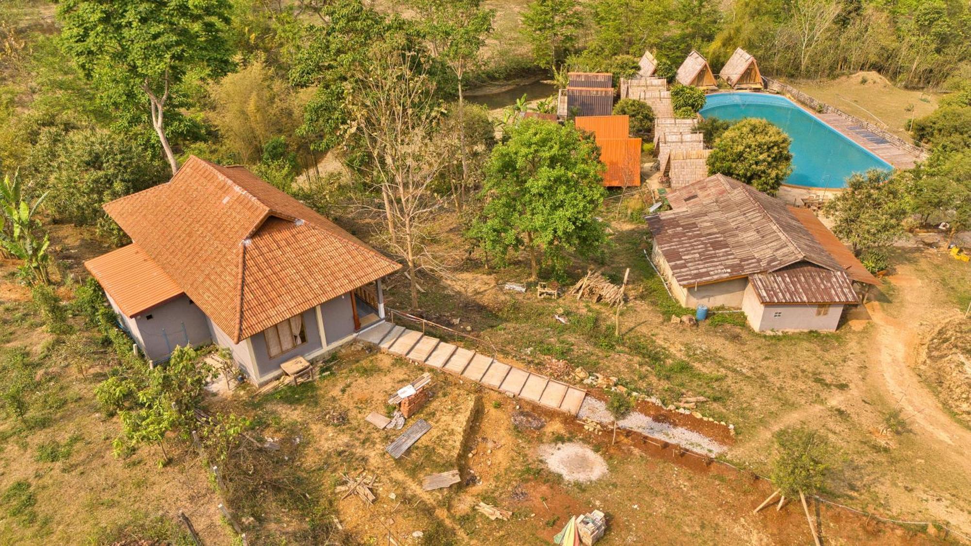 Campingsite Swimming Pool Ban Nongkham Екстер'єр фото